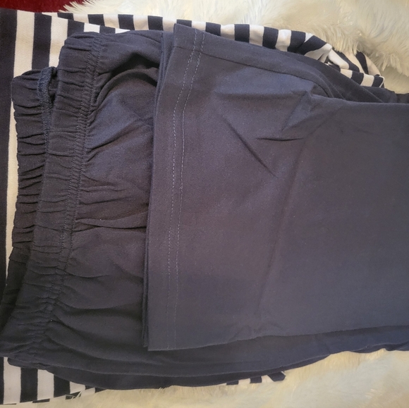 NWT 2pc Set Navy And white Striped Top with Navy Elastic Waist Pants - Picture 3 of 11